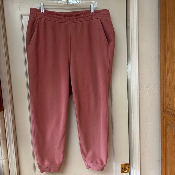 LULULEMON SOFT JERSEY CLASSIC FIT MID RISE SWEAT PANT JOGGERS BRIAR ROSE SZ 16 - Picture 1 of 3
